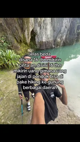 naik gunung mah bisa bisa aja tapi pulang naik gunung engg ada belanja😭😅#fyp #pendaki #santri 
