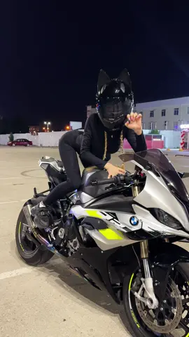 #тренд #мотодевушки #motogirl #s1000rr 