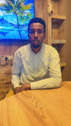 Ustaad @Liibaan Garaad kusoo dhawoow magaalada Muqdisho iyo Wasaaradda Waxbarashada.