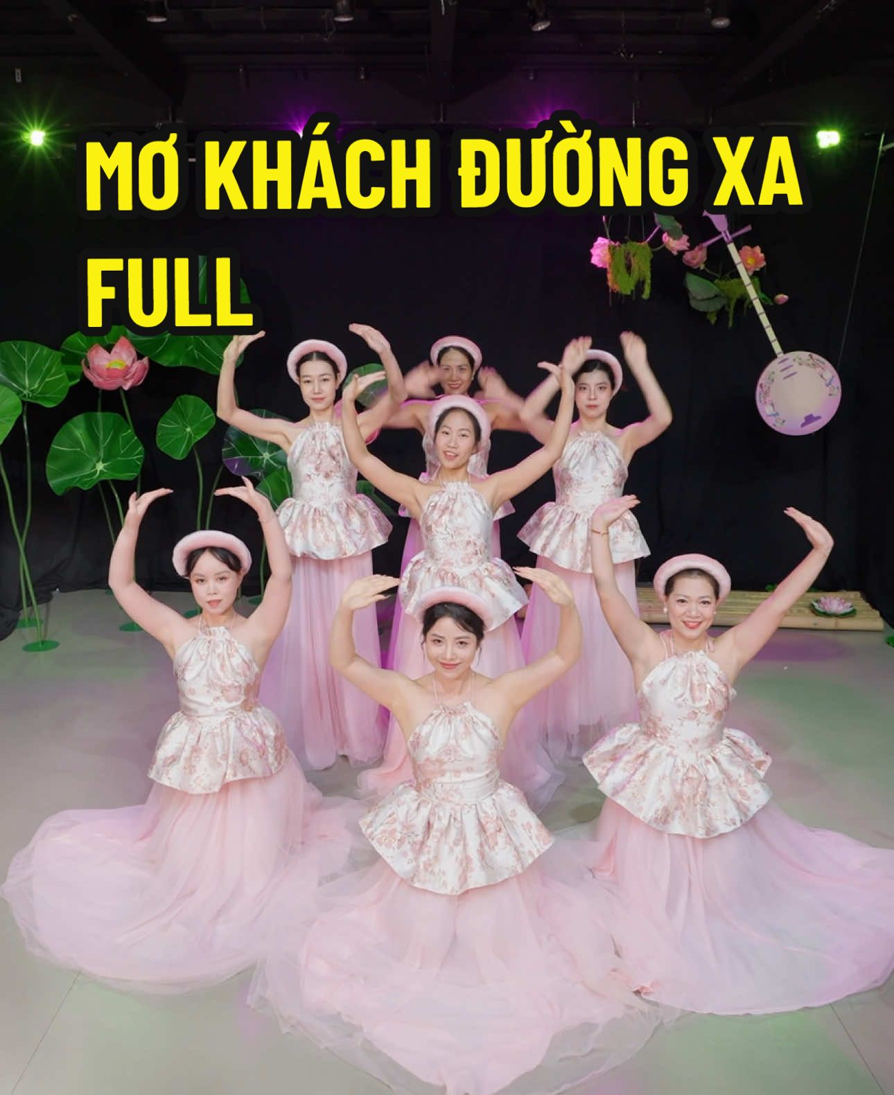 Dạy múa tại Hà Nội @LeC Dance Studio Mơ Khách Đường Xa múa Việt Nam #múa #dance #lecdancestudio #daymuataihanoi #muavietnam #fpy #muadangianduongdai #biendaomualechau #mokhachduongxa #demenphieuluuky 
