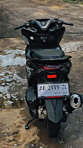 🥶#pcx160ล้อ17แต่งสวย #pcx160 #newpcx2025 #pausdarat #fyp #xybca #4u #lewatberanda 