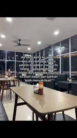 🥀🥀 #fyp #sadstory #sadvibes #sadsong #trauma #galaubrutal #katakata #foryoupage #4u  #xyzbca #masukberanda #bismilahrame #lewatberanda 
