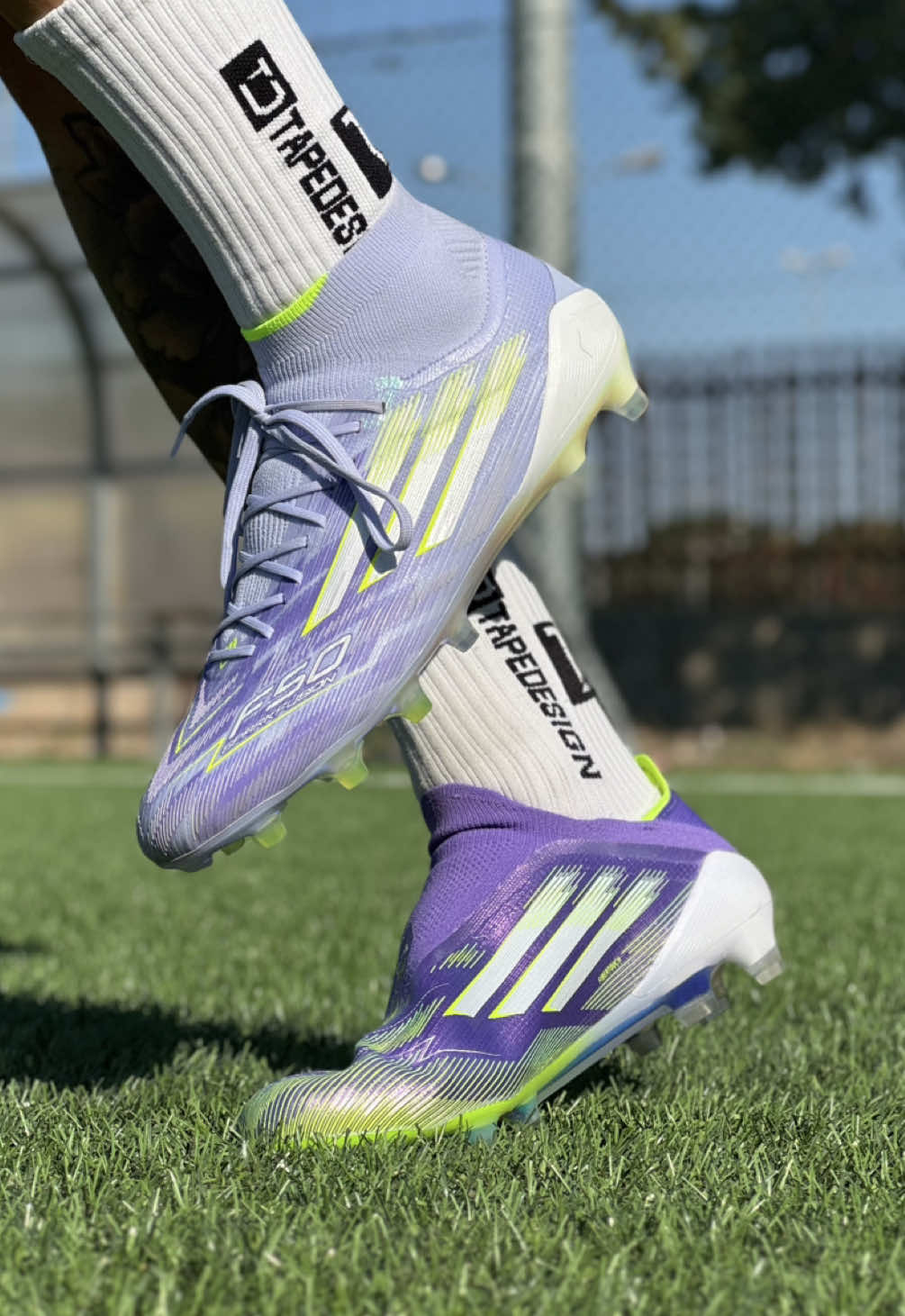 F50 Women’s fit or F50 laceless? 💬 Two models overlapped, one choice on new @adidas F50 from the ‘Radiant Blaze’ pack 😎 #bootsclub #adidasf50 #footballboots #scarpedacalcio #cleats #adidasfootball #f50 