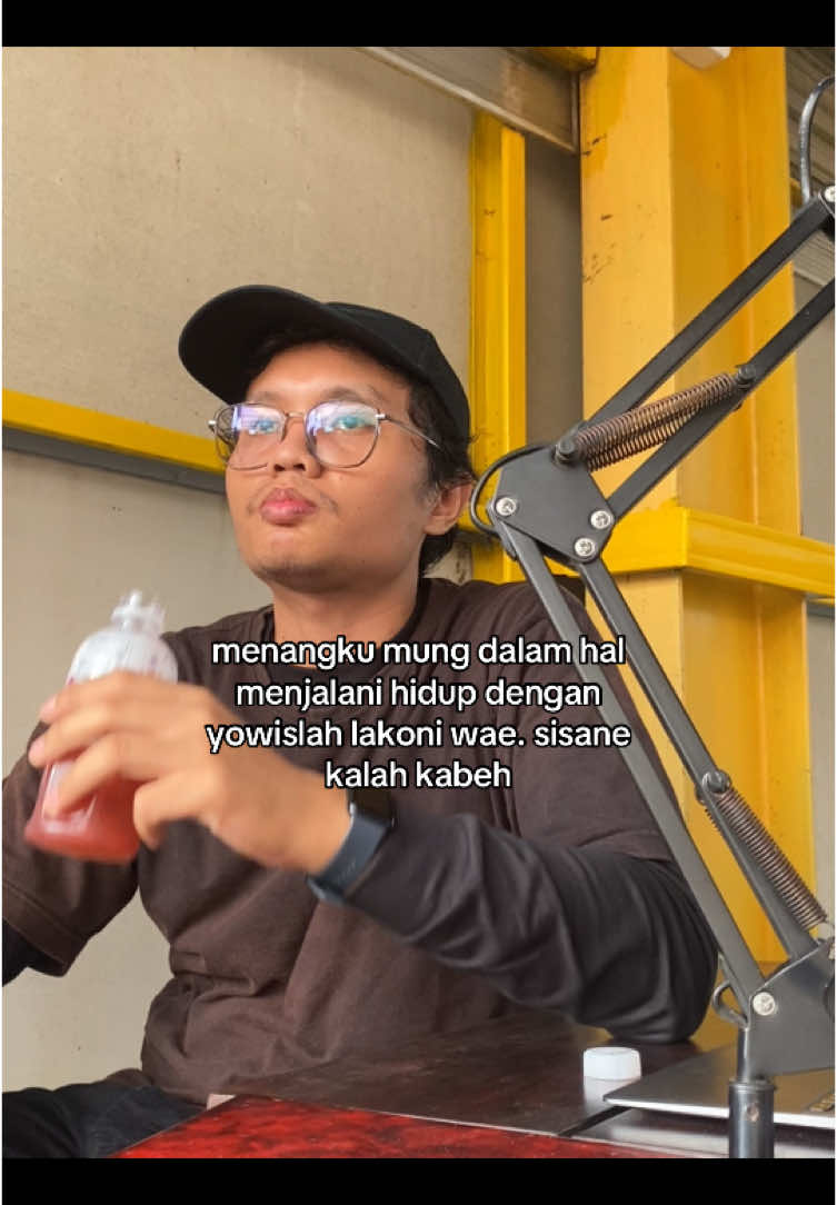 menutup hari senin dengan yowislah
