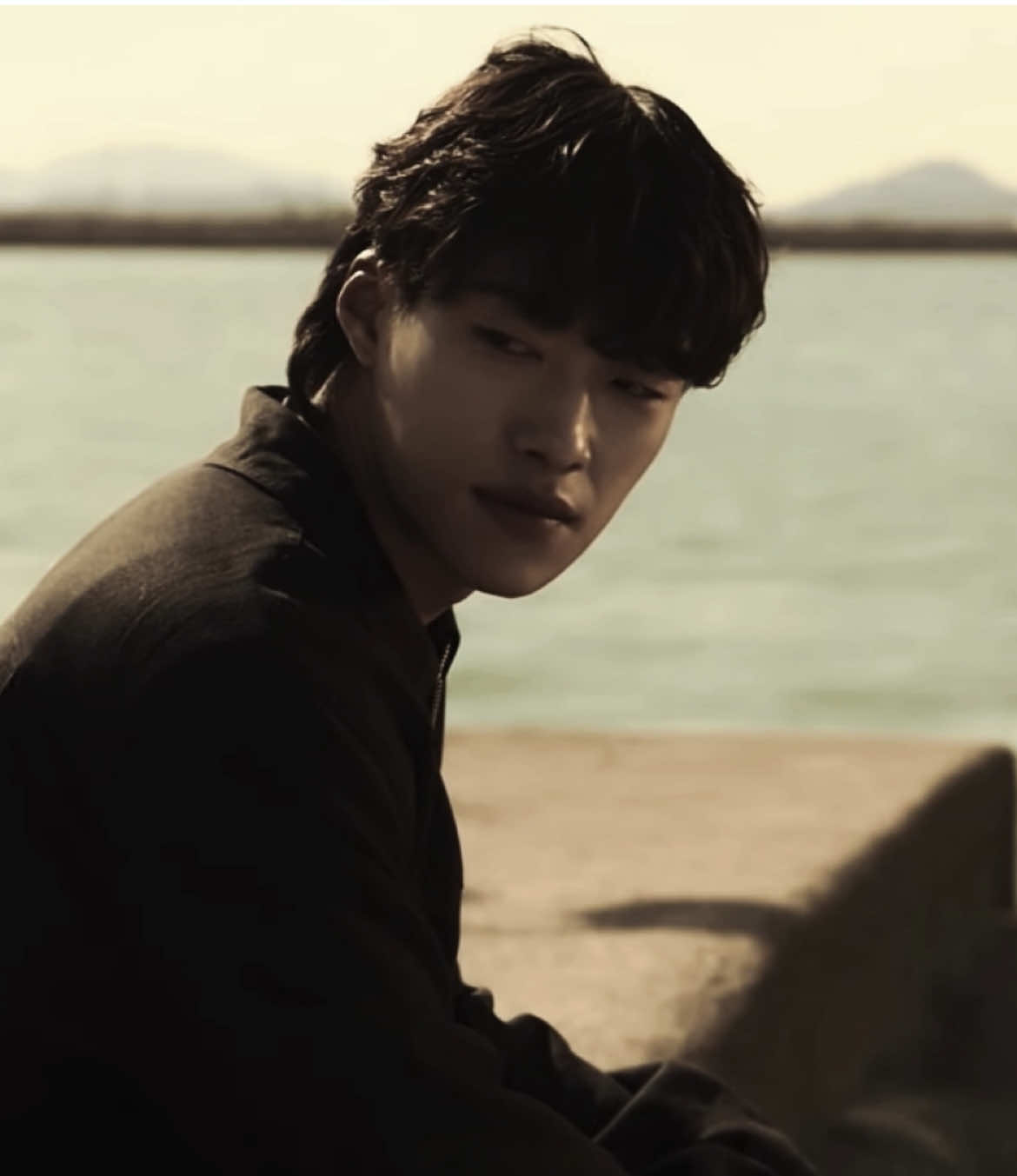 the look of love ! 🩷#viral #kdrama #2521 #myliberationnotes #welcometosamdalri #mrplankton #kingtheland #allofusaredead #nevertheless #20thcenturygirl 