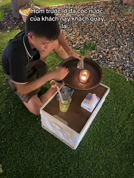 Mày ra đây! Mày ra đây!