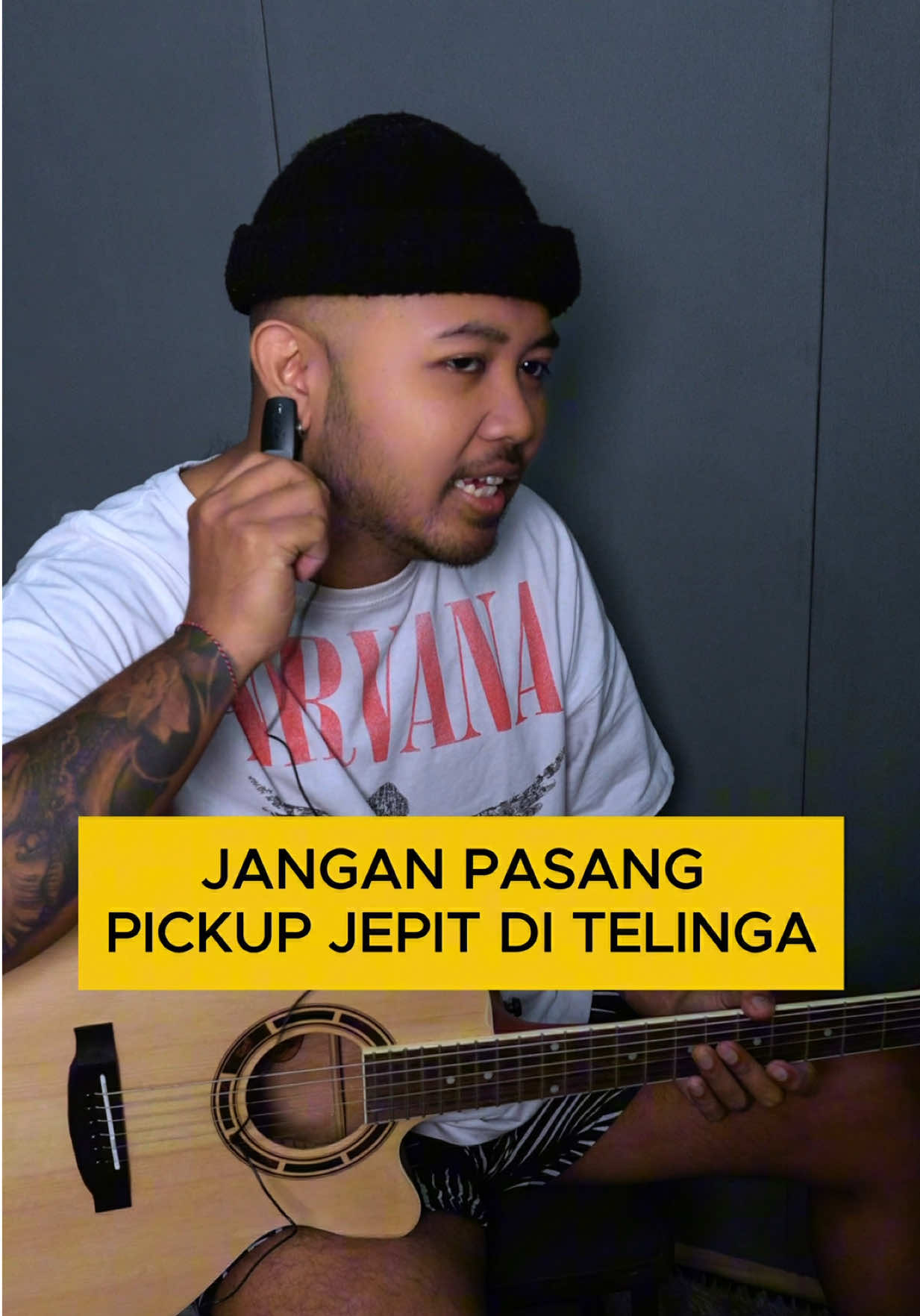 modal 60k bikin gitar kopong jadi akustik elektrik! . Pickup Jepit: Cherub (60k) link pembelian di bio gua #fyp 