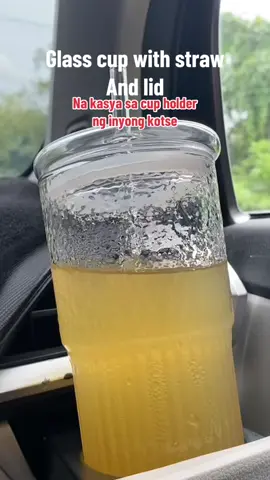 Glass cup with straw and lid na perfect for travel kasi kasya sa cup holder ng inyong kotse #glasstumbler #glasscup #glasscupwithstraw  #glassmug  #glassmugwithstraw  #locaupin 