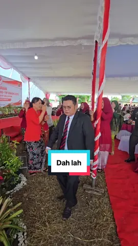 Eeee bagoyang dia. Ini skena ya bukan melorot#asakkawakitepacak #bangkaselatan #bangkabelitung #racuntiktok #viral #fyp 