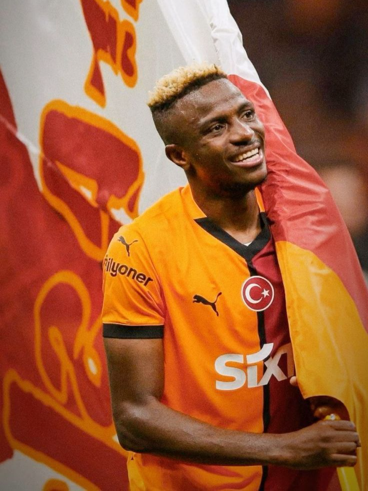 gider mi sandınız kuşlar . . . . #öneçıkar #keşfet #fyp #fy #foryou #galatasaray #icardi #osimhen