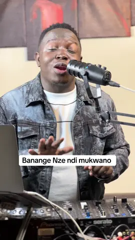 Banange Nze ndi mukwano #foryoupage #foryoupage❤️❤️ #fyp #fyp #viral #trends @DAVID LUTALO 