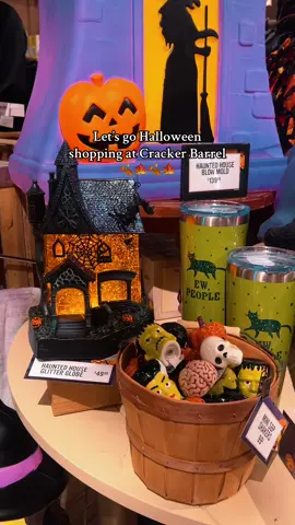 🍂🍁🍂🪾🕯️🦇 . . . #nostalgiacore #spookyseason #codeorange #halloweentok #nostalgic #90skids #summerween #halloweendecor #fall #falldecor #shopping #nightmarebeforechristmas #pumpkin #october #early2000s #vhs #2000snostalgia #90snostalgia #90smovies #codeorange  #halloween2025  #2000s #2010s