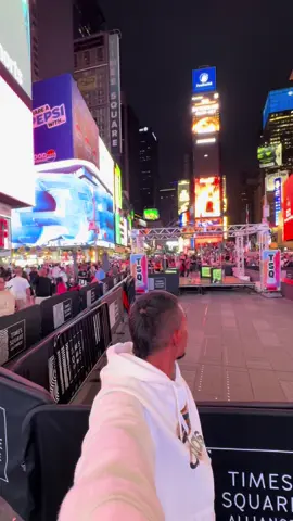 Hi NYC 🗽❤️✨ #NewYork #timessquare #fyp #sueños #NY 