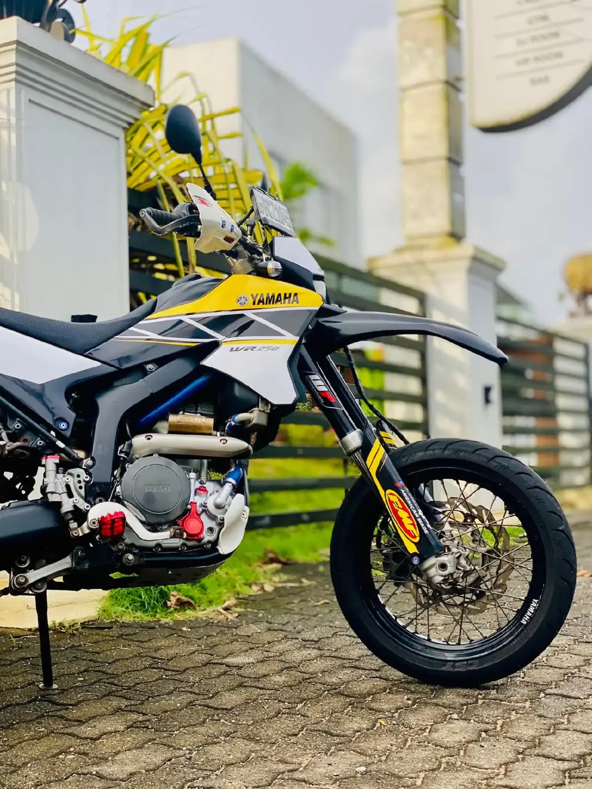 Yellow YSP MODEL වලට ආස අයට 💛🎌 . . . . . .#foryou #trending #srilankan_tik_tok🇱🇰 #foryoupage #viralvideo #viraltiktok #viral #japan 🎌💛