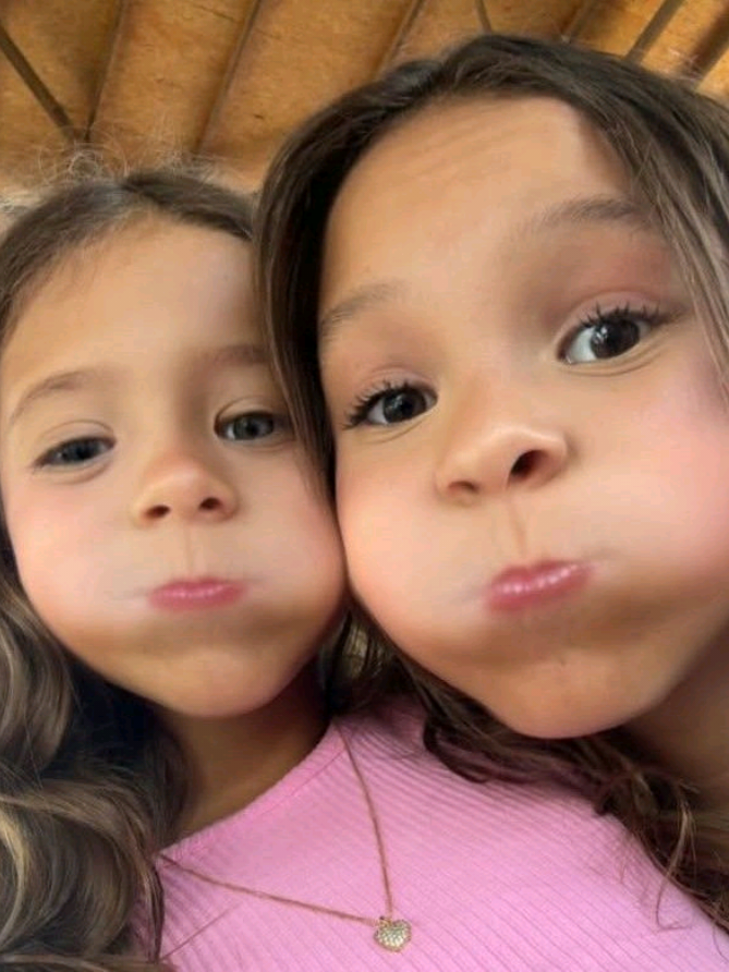 #SARAH :: assista 2 vezes !! 🤍 @sarinha @ana e sarah #viral?? #nnflopaporfavor🤡 #nnflopapliss🌿 #fyppppppppppppppppppppppp #viralizaaaaaaaaaaaaaaaaaaaaa #fyyyyyyyyyyyyyyyyyyy #sarahleticia 