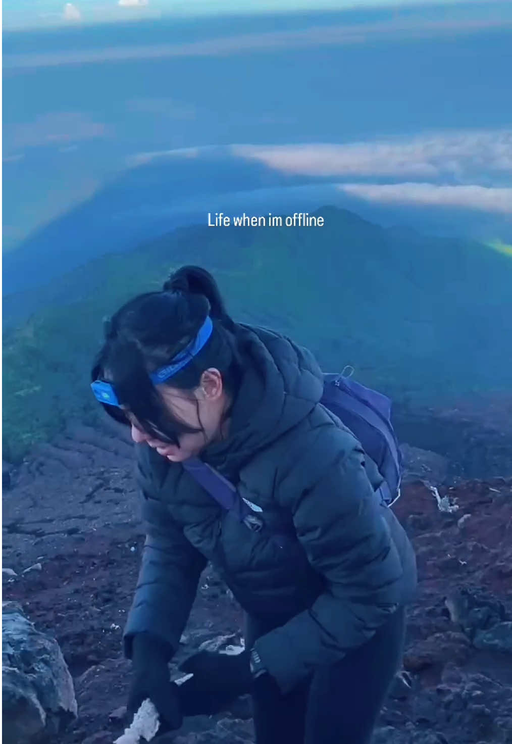 #gunungslamet3428mdpl #slametmountain #slametviapermadiguci #independentwoman #pendakisantuy 