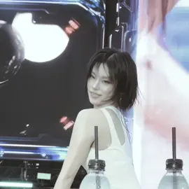 bro yeji with short wet hair.. #yeji #hwangyeji #yejiitzy #yejiedit #itzyyeji #waterbomb #waterbombseoul #kpop #edit 