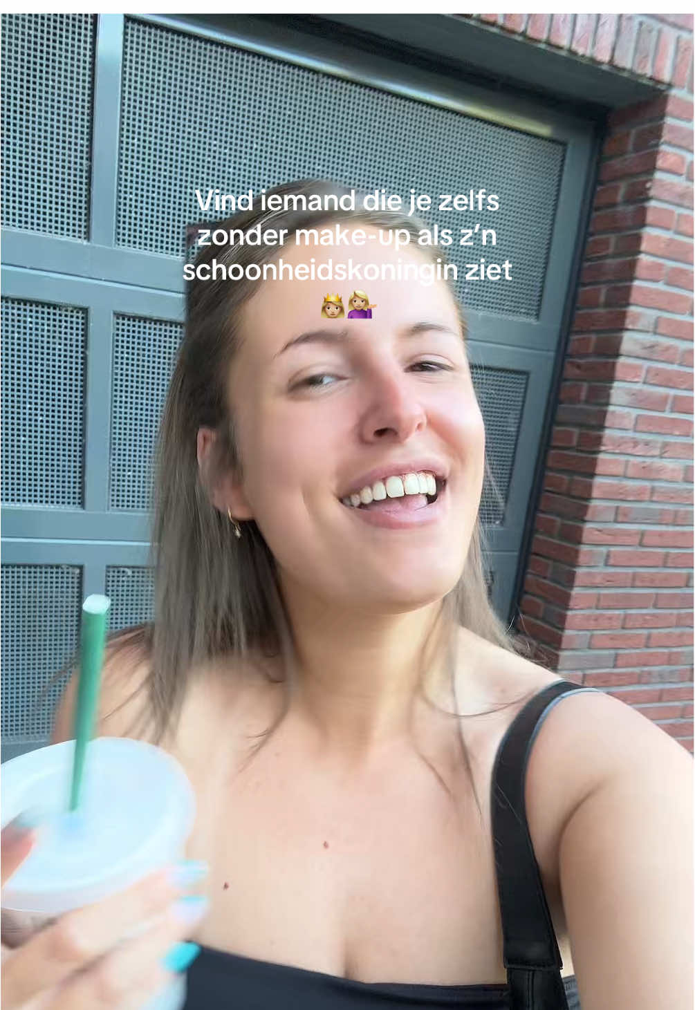 Als ie me zo kan hebben kan ie alles aan 😆 #liefde #schoonheidskoningin #makeup 