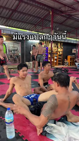 จะมาชี้หน้าทำไมตอนเล่น 🫣🤣 ##น้องบิว #ดวงสมพงษ์ #จิตรเมืองนนท์ #นักมวย #ฟีดดดシ #creatorsearchinsights