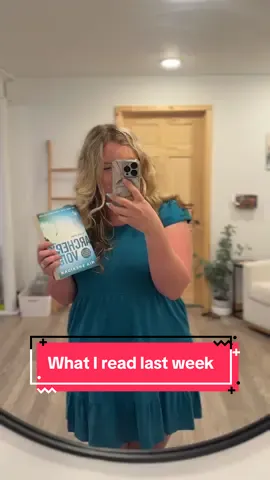 What I read last week ⬇️ Monday I finished Echoes Of You Wednesday I finished Archer’s Voice Saturday I finished Glimmers Of You I always usually have 3 or 4 books going at a time. Caught Up is my bestie buddy read & we only do 5 chapters at a time. #whatireadthisweek #whatireadlastweek #readwithme #archersvoice #bookaholicsteph #bookaholic #romancebooktok #romancebooks 