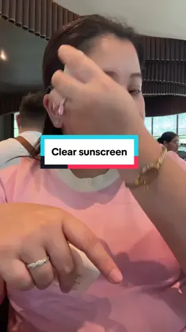 Loving my clear sunstick from #happyskinph #happyskinsunstick #sunscreen #sunscreenreview #spf50 #clearsunscreen 