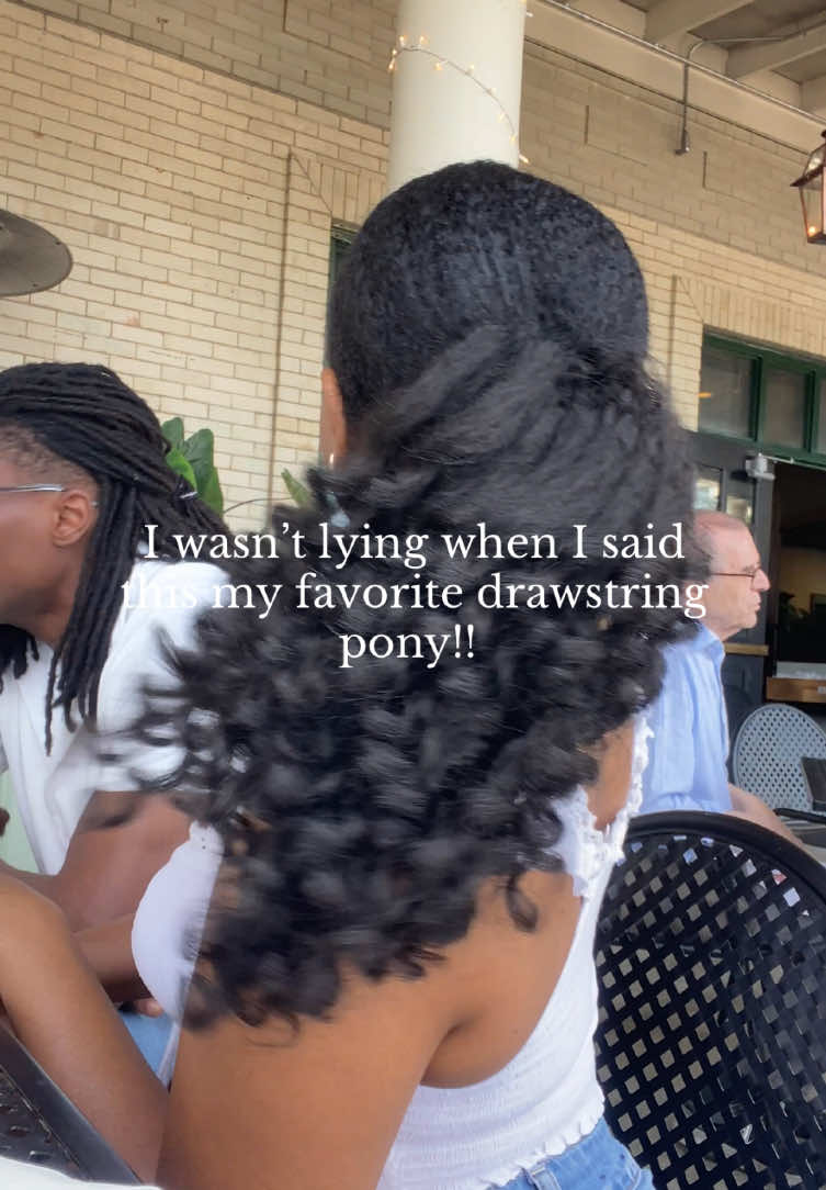 Buy this nowwww LADIES YOU NEED THIS IN YOUR LIFE!!! It makes life soooo easy I just slick pack pop it on and gooooo. #drawstringponytail #ponytailtutorial #easyhairstyles #blackgirlhairstyles 