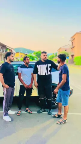 @kashi_choudhary @اُسامہ گجر فتالیاں آلہ🇮🇪 @آسامہ گجر فتالیاں آلہ🦅🇮🇹 @چوہدری حمزی گجر گریس الہ🇬🇷 @hamzagujjar0786 @GUJJAR✅ 