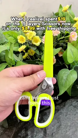 Still using dull scissors? One snip — clean cut! No snagging. No force. Just smooth👇 #MustHave #SatisfyingCuts #TikTokMadeMeBuyIt 