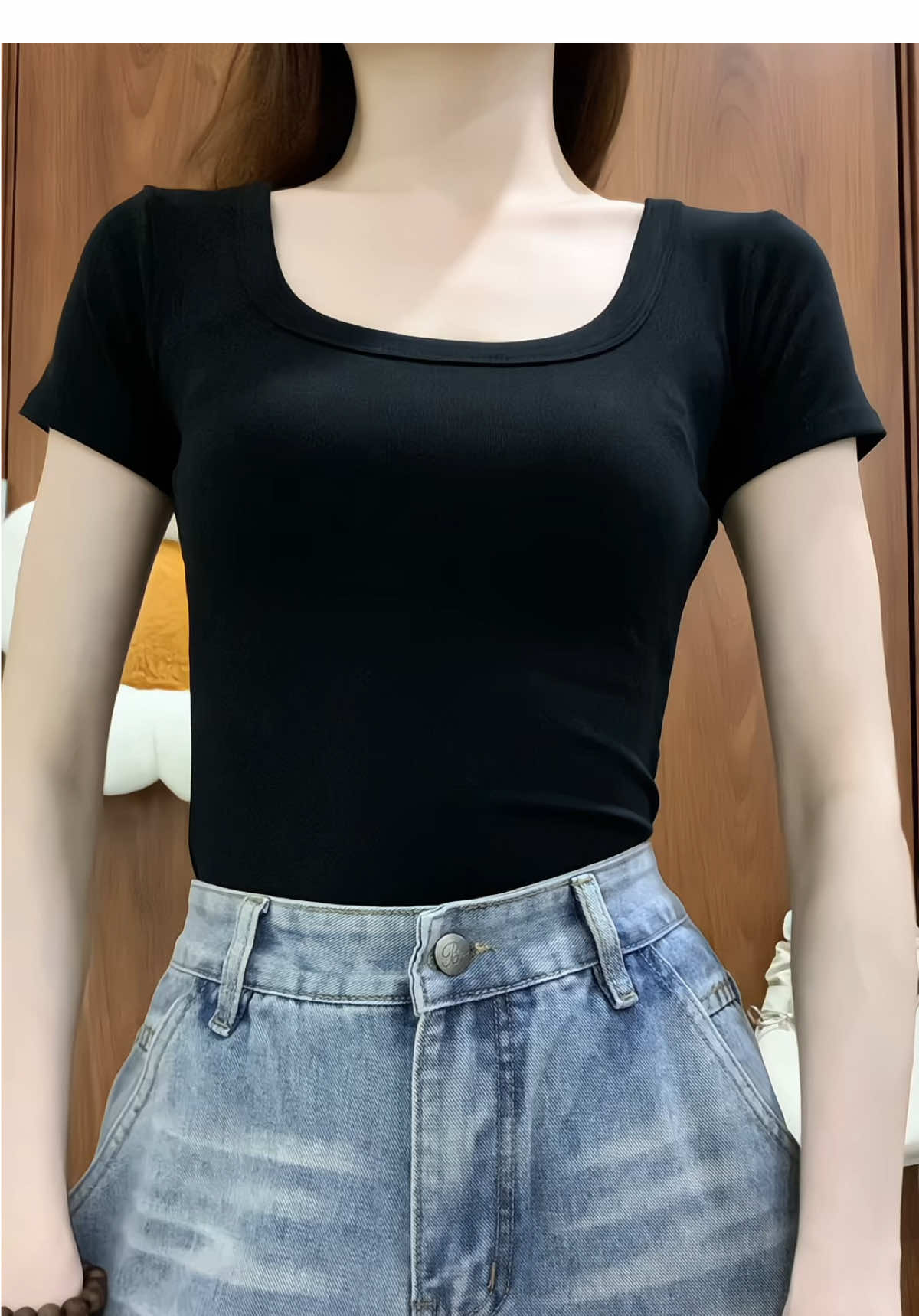 Kệ phía sau quần đi ha #byjane #aocovuong #aobodycovuong #aoombody #aothuncovuong #aobodynu 