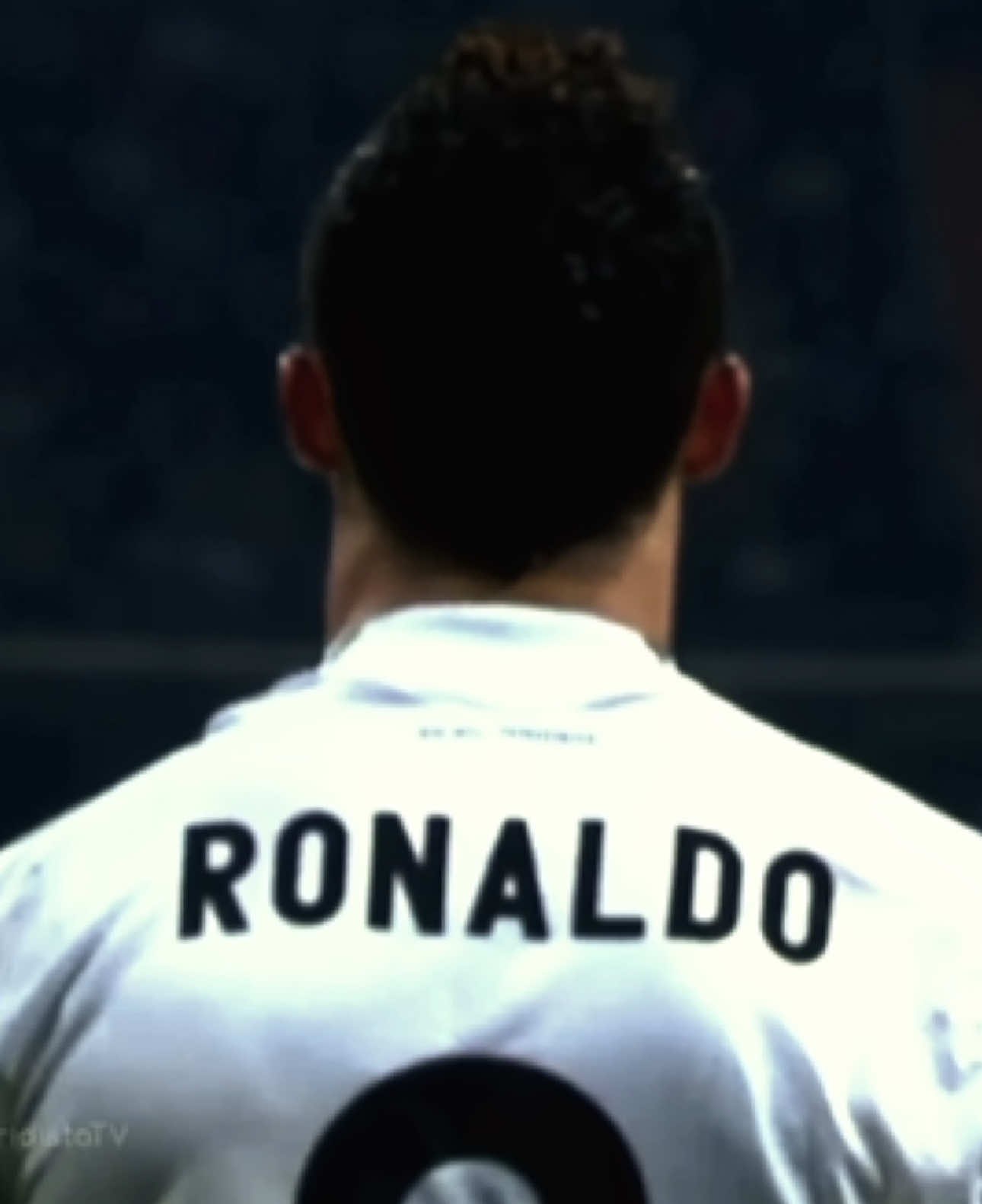 Y aún sigo detras de tu…#cristianoronaldo #ronaldo #primeronaldo #xyzbca #fyp #viral #4u #parati #mora #detrasdetualma #lyrics #song 
