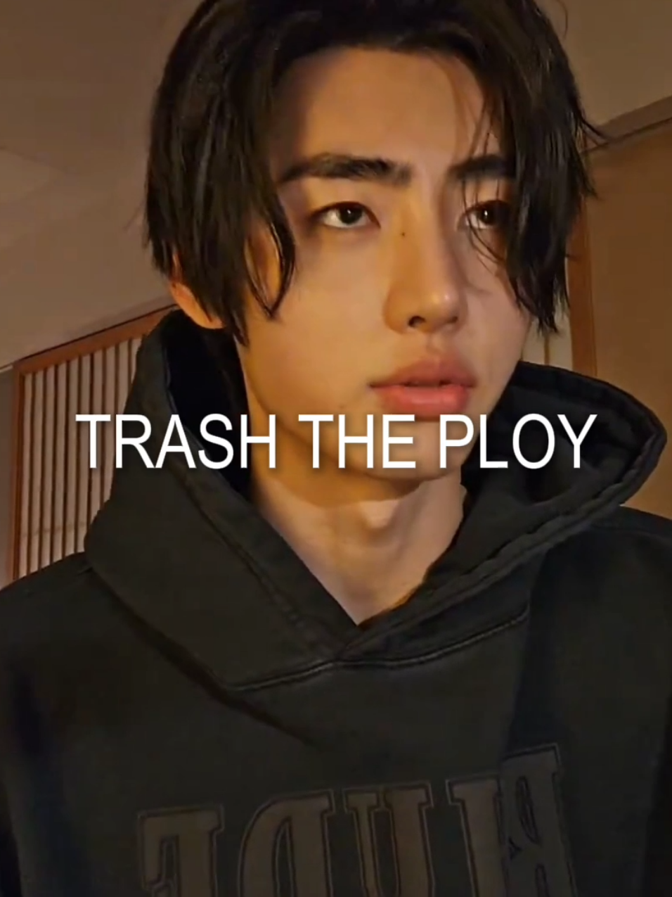trash the ploy, turn myself into a poster boy #poster #boy #myself #sunghoon #enhypen #сонхун #энхайпен #fyp #lyric #lyrics_songs 