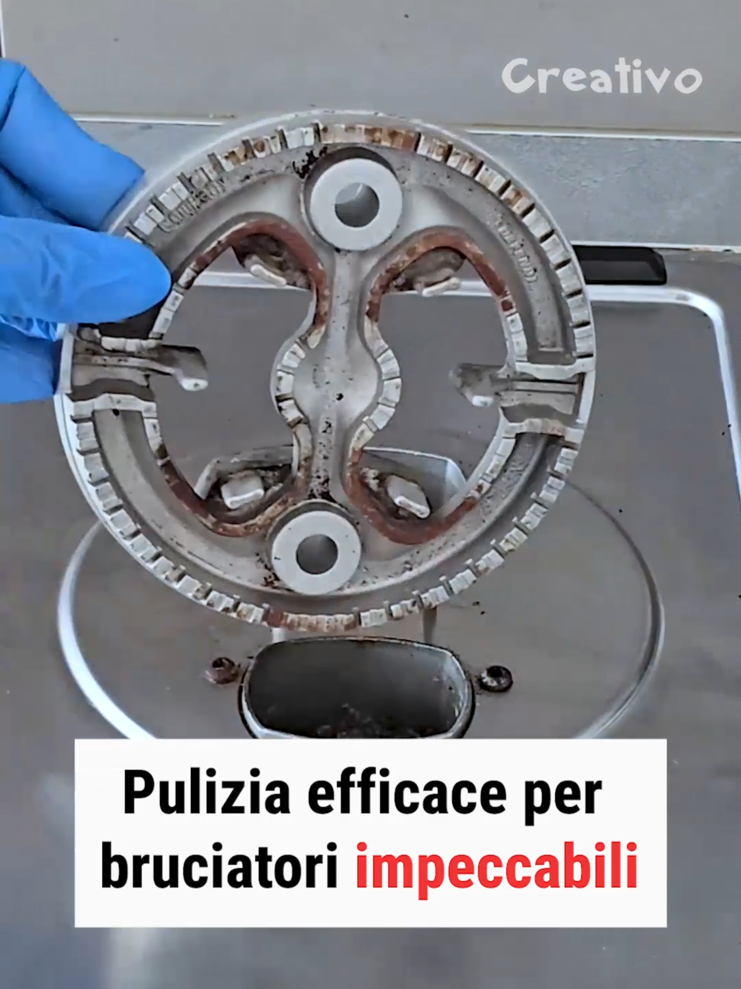 Bruciatori sporchi, non vi temiamo 🤣 #creativo #diy #lifehacks #tips #cleaning #casa #perte #foryou #fyp #tipsandtricks #deepcleaning #household #cleaninghacks