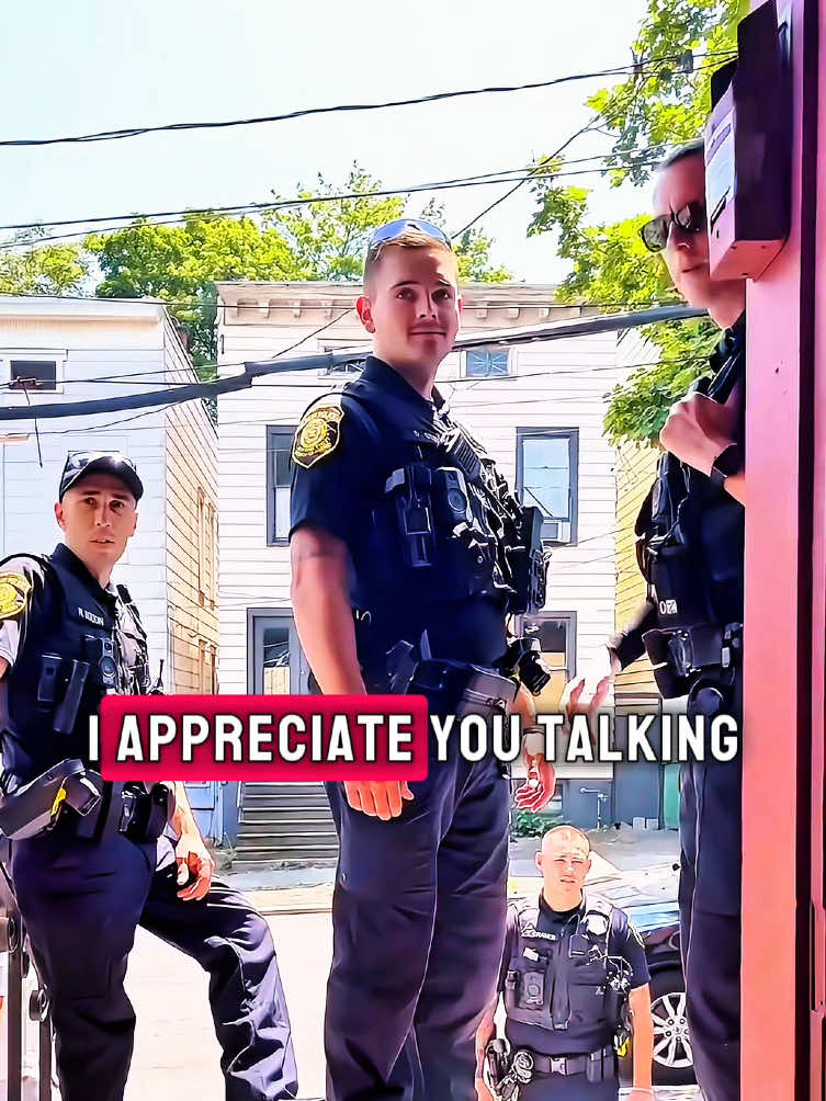 #cops #police #policeofficer #copsoftiktok 
