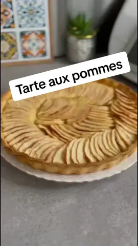 #fyp #pourtoi#cuisinetiktok #cuisine #شهيوات #kitchen #explore #cooking #tiktokfyp #cake #tarteauxpommes 