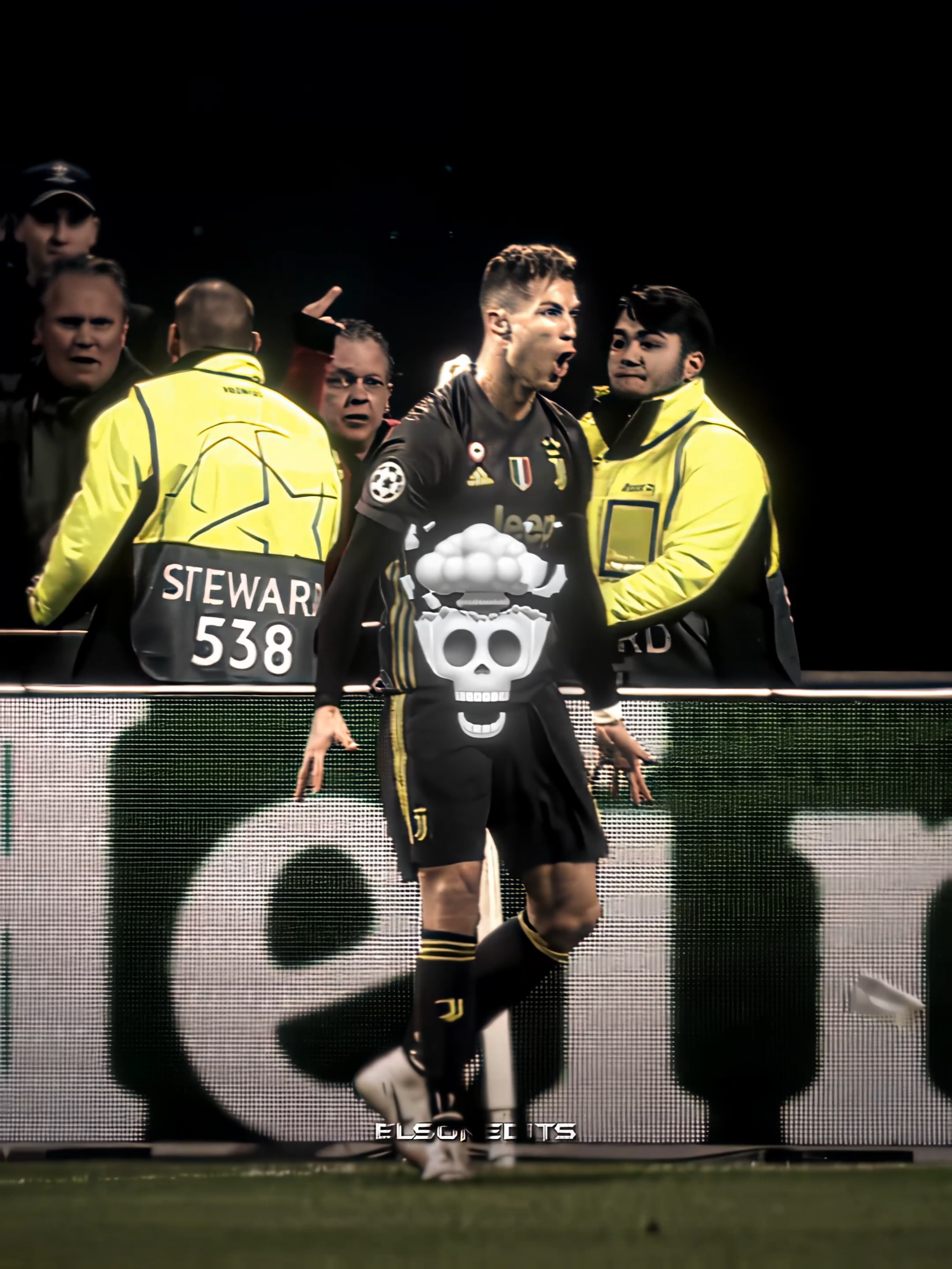 Ronaldo’s Iconic SIIIUUU! 🐐🔥 #ronaldo #football #edit #fyp