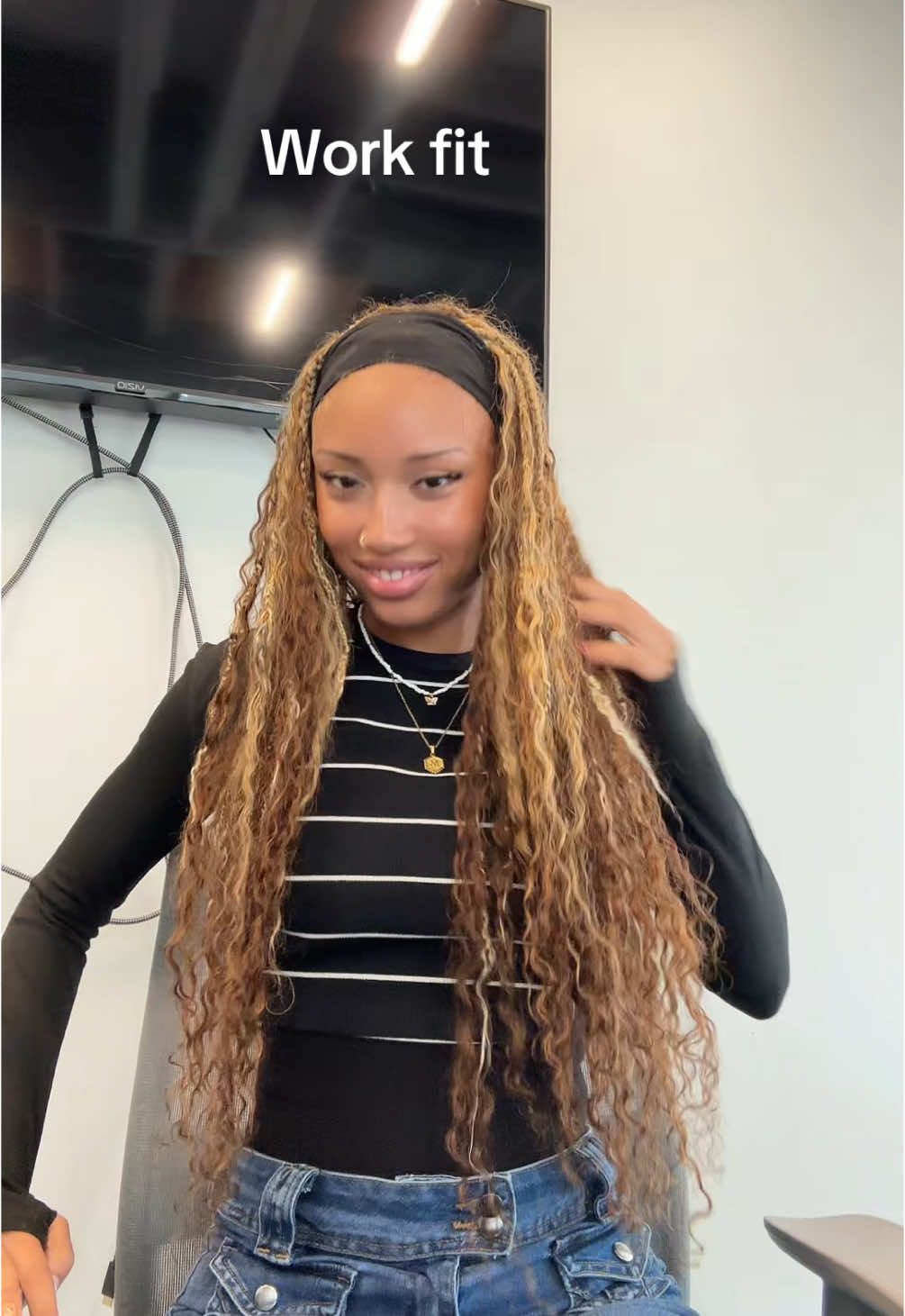 Good afternoon #fyp #work #myngrose #foryoupage #bohobraids 