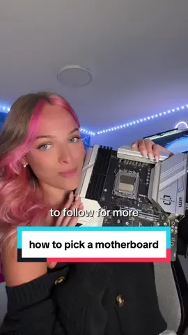 how to pick a motherboard #lindseyszn #pcsetup #techgirl #techbaddie #techtok #msi #motherboard #teachingtech 