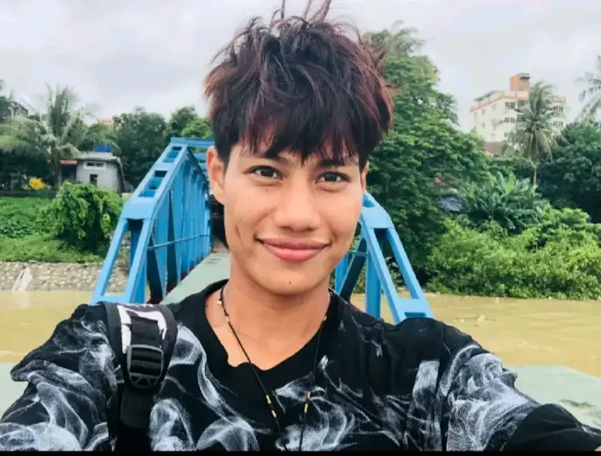 #ရင်ထဲကတမ်းတလိုက်ရုံလေးနဲ့🤭 #ကို့ဘဝရဲ့နေရာတိုင်းမှာ #ညိုကြီးရှိတယ် #ညိုကြီးကိုနေ့တိုင်းကြူးမယ် #ညိုကြီးလပ်ဗာ #ပုံလေးတေဓားမြတိုက်လာတာ @Hnin Pwint Aye🎈 