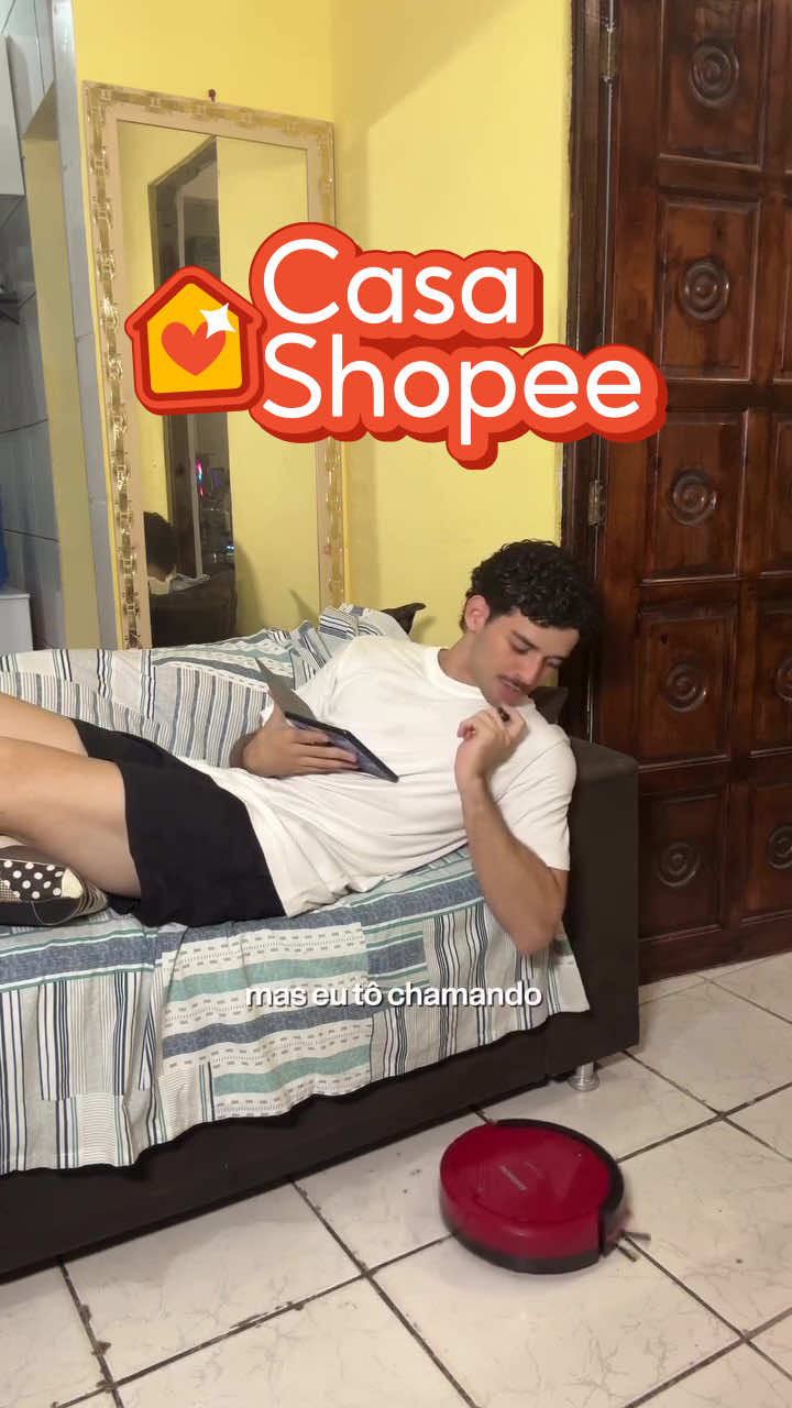 se for dar nome para suas compras faz igual a ele! 😂 quem concorda que “Cleitinho” foi o melhor nome? eu amei!  Robô aspirador 🔎ID: ANL-AHT-UVJ  Vassoura mágica 🔎ID: BAC-YTA-QXH  MOP Flat 🔎ID: ADZ-TVH-DGC  Marmitas de vidro herméticas ID: BTL-TLQ-NSC  Tupperwares com tampa 🔎ID: CGP-TJF-RMD  Conjunto de panelas 🔎ID: AUN-LVA-ALB  Utensílios de cozinha 🔎ID: BWT-KHL-SMG Porta-temperos 🔎ID: AEY-FES-HWJ