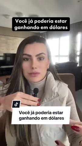Para de ir até um escritório trabalhar na frente de um computador e vai trabalhar de casa! E se você já entende inglês, poderia estar ganhando em dólares. #dinheiroonline #trabalhoremoto #homeoffice #clt #vagas #corporatelife 
