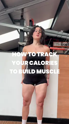 how to TRACK YOUR CALORIES & calculate macros to build muscle 😝💕✨ #caloriecounting #calories #buildmuscle 
