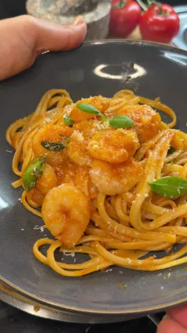 Cremige Tomaten Garnelen Pasta🍅🍤🥰😋🔥 #EasyRecipe #tagesrezept #pasta #asmr #healthylifestyle #healthyfood #cooking #inspiration #summervibes #schnellerezepte #mittagessen #fyp #goviral 