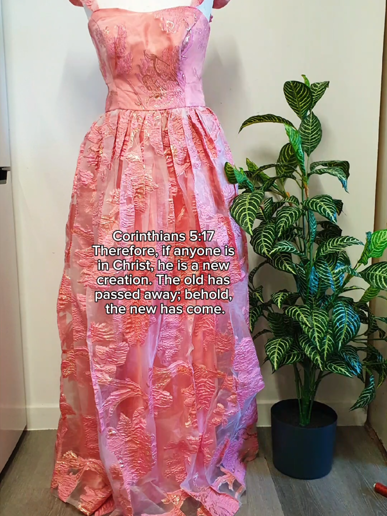 #clientsoutfit,#MadeToMeasure #faith #FashionDesign #faithandfashion #SmallBusiness #LondonVlogger #sewingtips #FashionDesign 