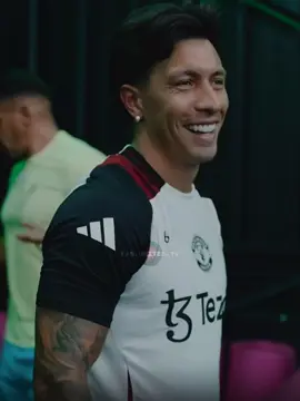 Lisandro Martinez is working HARD to come back! 💪☠️ #lisandromartinez #manchesterunited #fanunitedtv #แมนยู #manutd #อย่าปิดการมองเห็นผม 