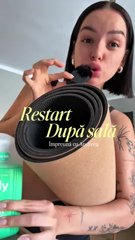 Gelurile de curatare pentru igiena intima de la Chilly 💚au o textura super placuta, sunt delicate cu pielea si ma fac sa ma simt super fresh, dar si, cel mai important, increzatoare in mine. Sunt exact restartul de care am nevoie in fiecare dimineata pentru o zi buna si ador sa le folosesc zilnic, alaturi de servetele intime. Voi le-ati incercat? #AD #ChillyGel #FreshasChilly #LetsTalkIntimate