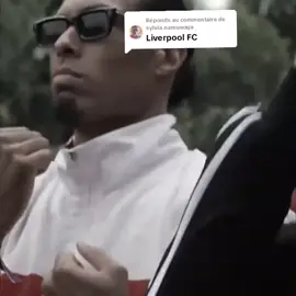 Réponse à @sylvia.namuwaya Liverpool dance🕺🏾❤️ #football #footballtiktok #liverpool #salah #fouryou @Liverpool FC 