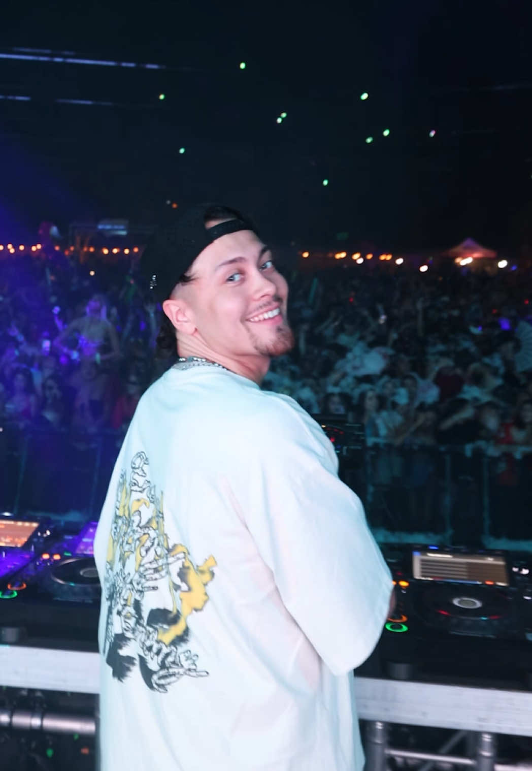 venue: do you want fire works? me: gimme all you got
