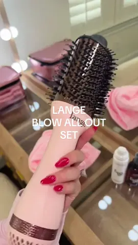 59% off rn 💘💘 The BEST blow dry brush set 🙌🏻🙌🏻🙌🏻 the sale price is insane #lange #langeblowdrybrush #blowdrybrush #longhair #tiktokshopcreatorpicks 