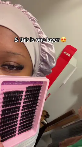 These clusters already come mapped for you so it’s easy quick placement , I did this in 2 mins😩 #fyp #clusters #ririi2timezlashes #viral #clusterset #tea #atedown #content #promo #lashclusters #clustertech #lashmap #cateye 