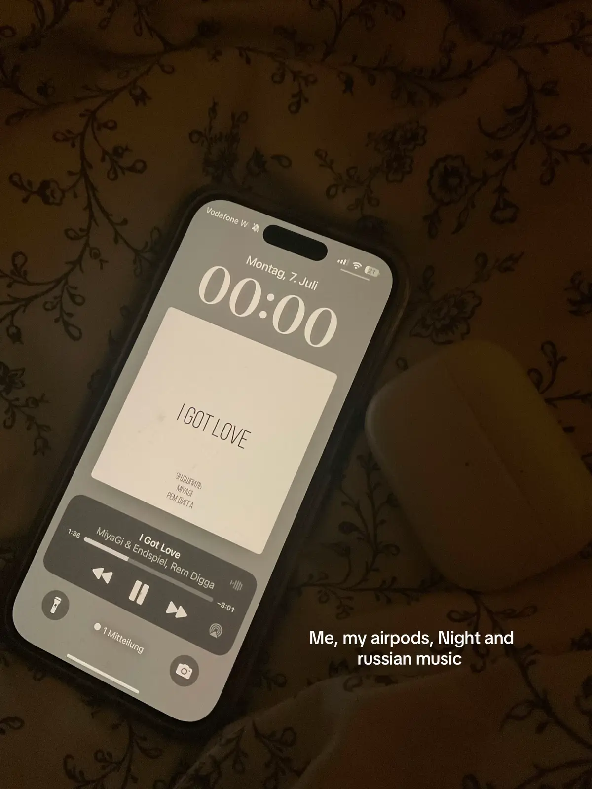 @Вита @linda #russianmusic #viral #night #airpods #miyagi #igotlovemiyagi #me #fyp #Love @MiyaGi & Endspiel @@miyagi 